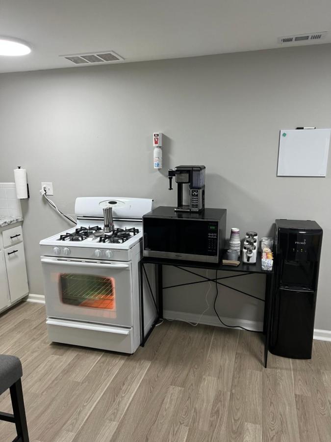 ウェスターヴィルCozy Studio Centrally Locatedアパートメント エクステリア 写真